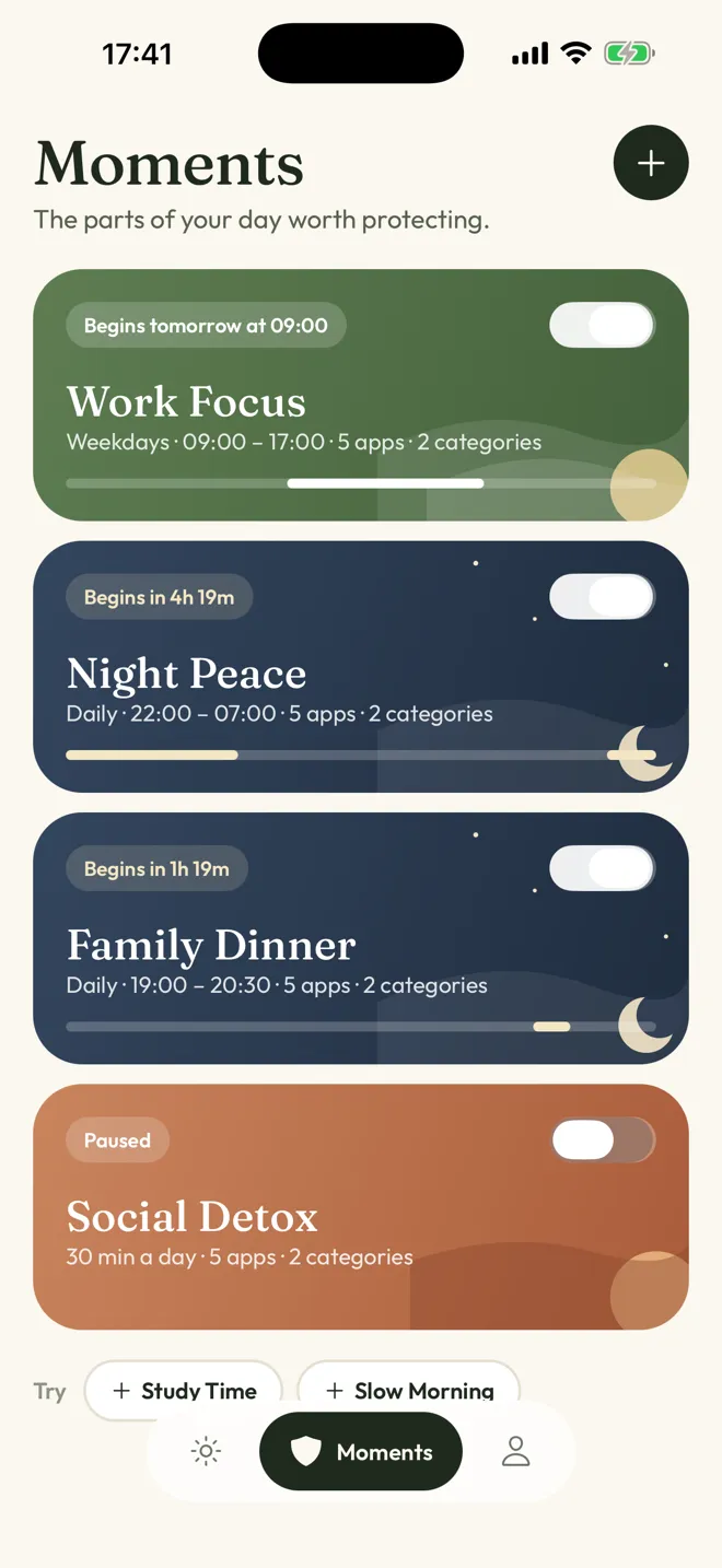 Calma Moments screen with Work Focus, Night Peace, Family Dinner and Social Detox cards.